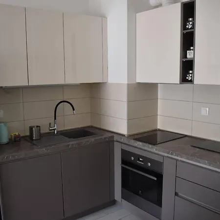 Apartman Ana Iadera With Balcony And Parking Zadar Exterior photo